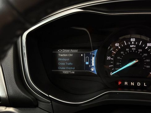 Used 2018 Ford Fusion SE w/ Equipment Group 602A FWD image 30
