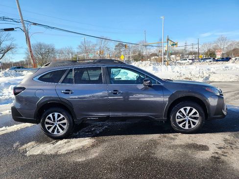 Certified 2025 Subaru Outback Premium image 24