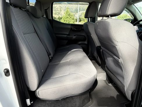 Used 2021 Toyota Tacoma SR AWD/4WD image 15