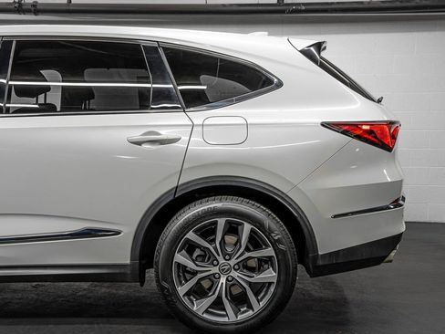 Used 2022 Acura MDX FWD w/ Technology Package image 13