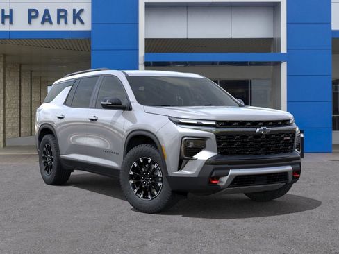 New 2026 Chevrolet Traverse Z71 w/ Driver Confidence Package image 7