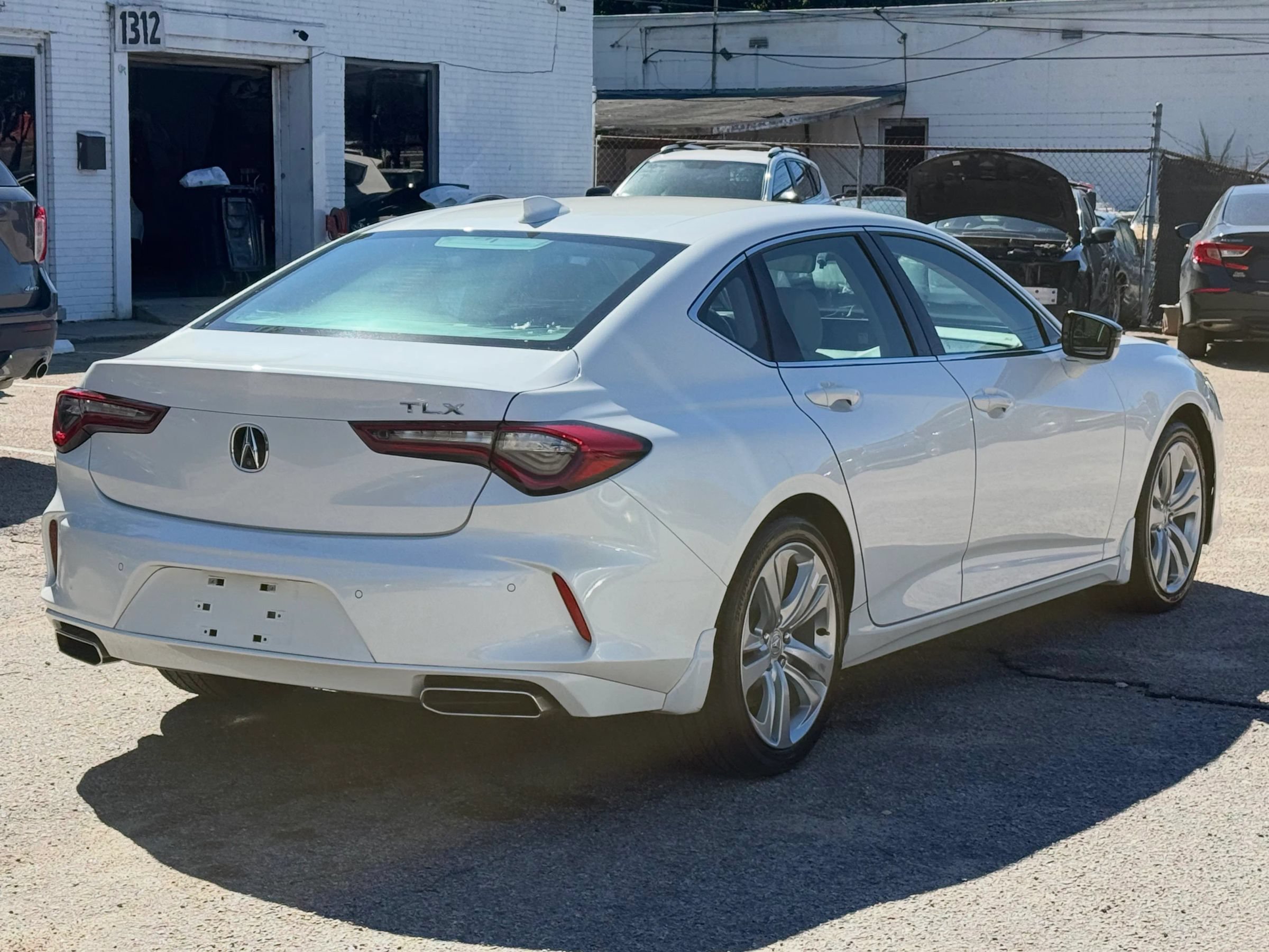 Used 2021 Acura TLX w/ Technology Package FWD image 5