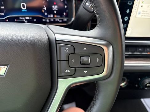 Used 2024 Chevrolet Silverado 1500 LT AWD/4WD image 12