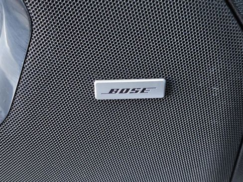 Used 2023 Chevrolet Suburban Premier image 25