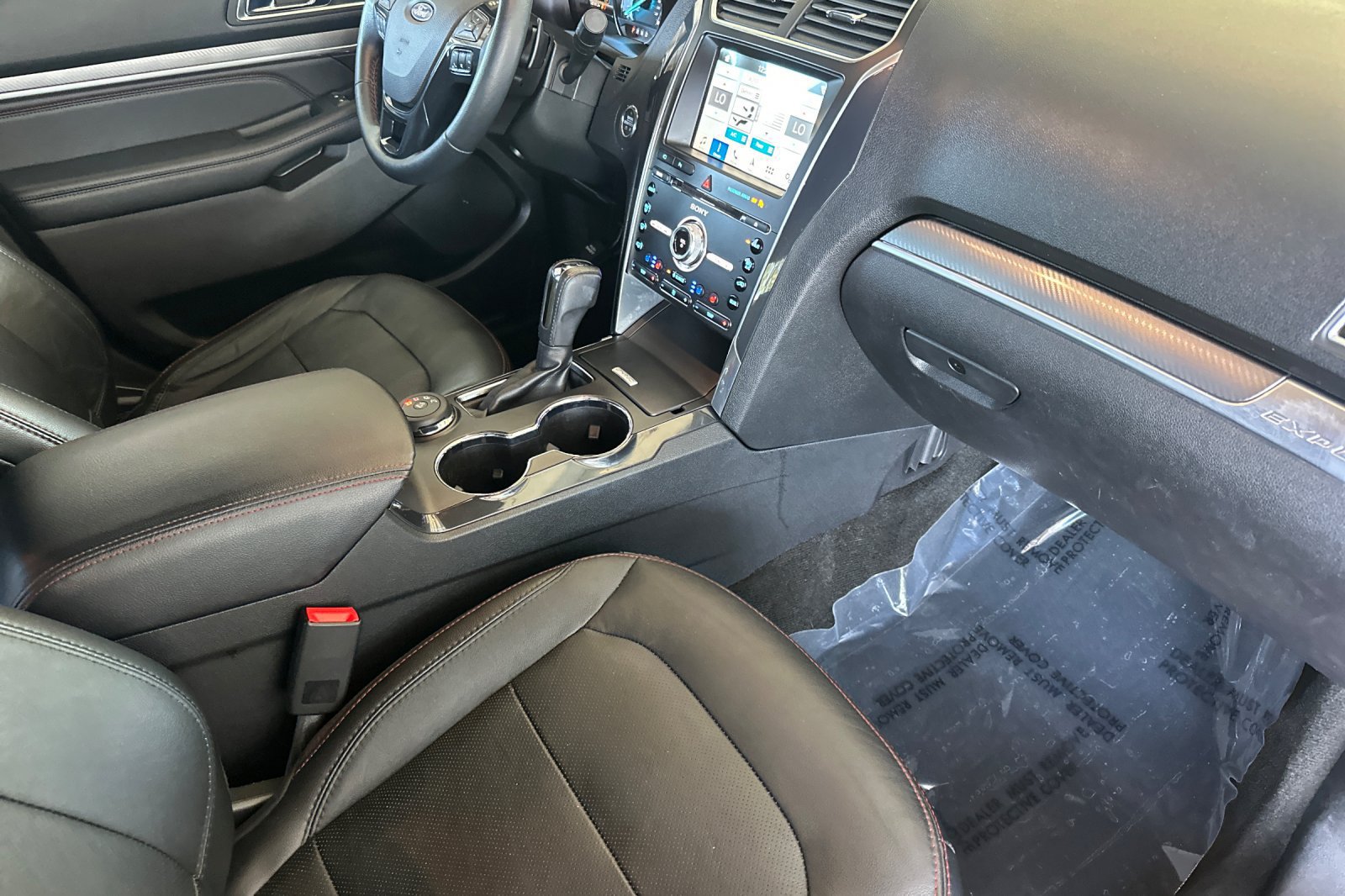 Used 2018 Ford Explorer Sport w/ Equipment Group 401A AWD/4WD image 19