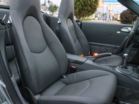 Used 2010 Porsche 911 Carrera S image 20