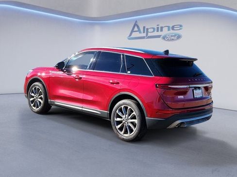 Used 2022 Lincoln Corsair AWD w/ Premium Package image 3