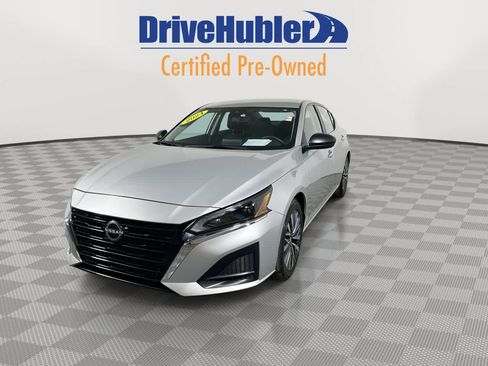 Used 2024 Nissan Altima 2.5 SV image 4