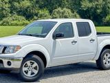 Used 2011 Nissan Frontier SV w/ SV Premium Utility Pkg image 4