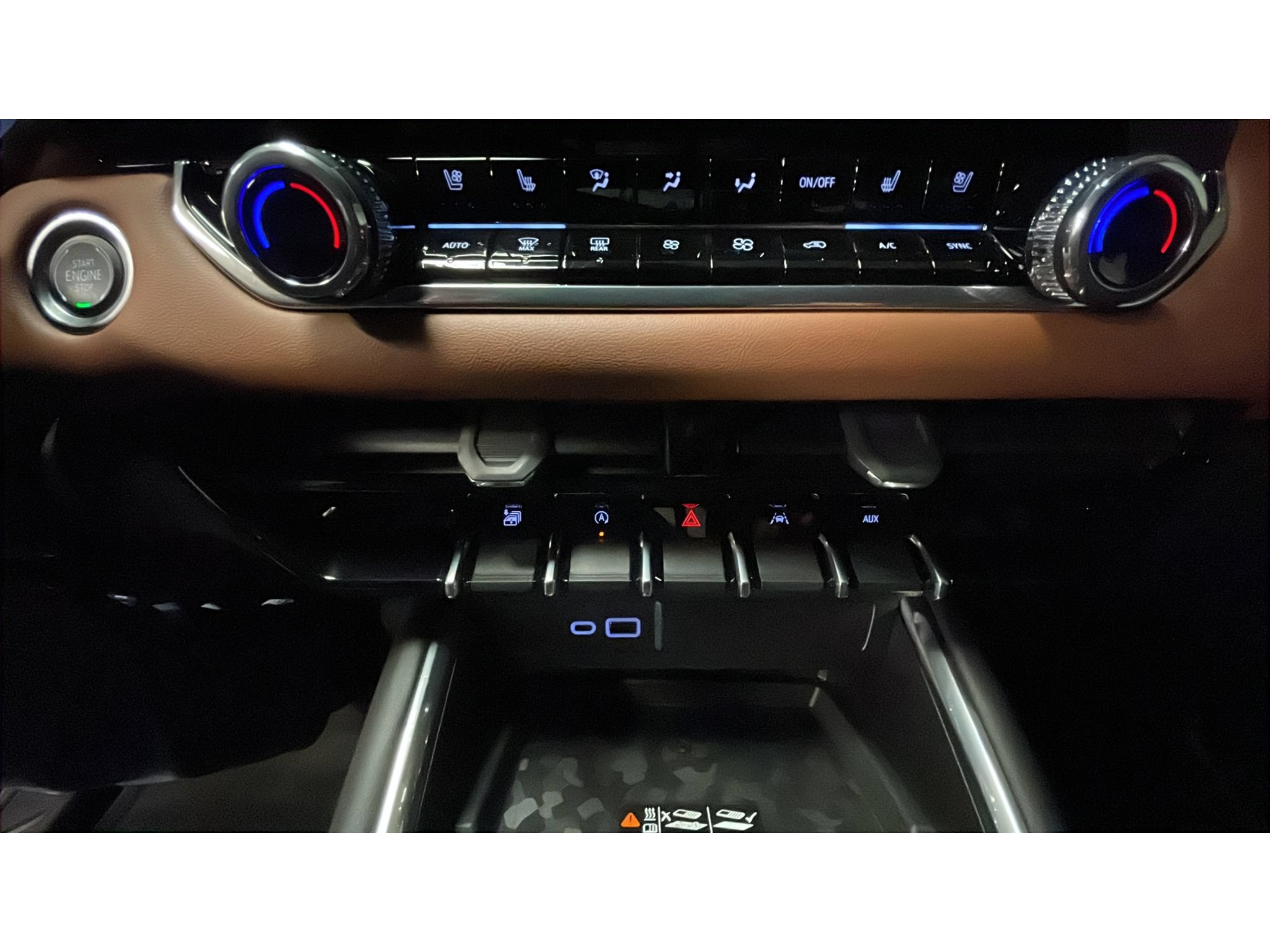 Used 2026 GMC Canyon AT4 w/ AT4 Premium Package AWD/4WD image 14