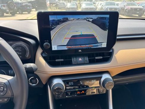 Used 2025 Toyota RAV4 Limited image 7