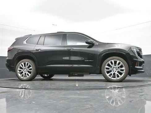 Used 2024 GMC Acadia Denali w/ Super Cruise Package image 11