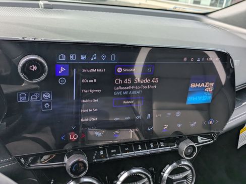 Used 2026 Chevrolet Blazer EV LT FWD image 16