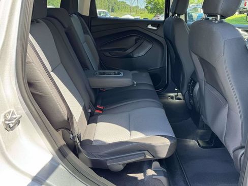 Used 2018 Ford Escape SE AWD/4WD image 16