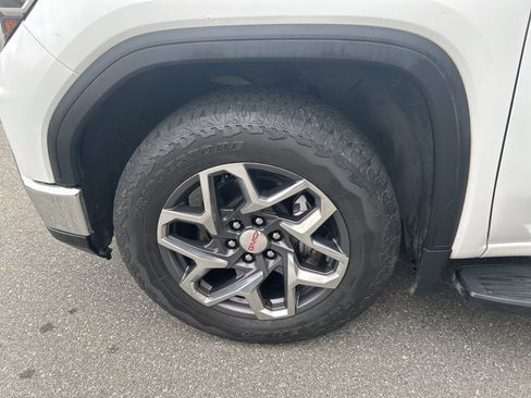 Certified 2023 GMC Sierra 1500 SLT image 28