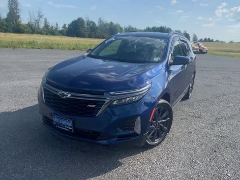 Used 2023 Chevrolet Equinox RS AWD/4WD image 3