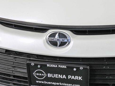 Used 2016 Scion tC image 5