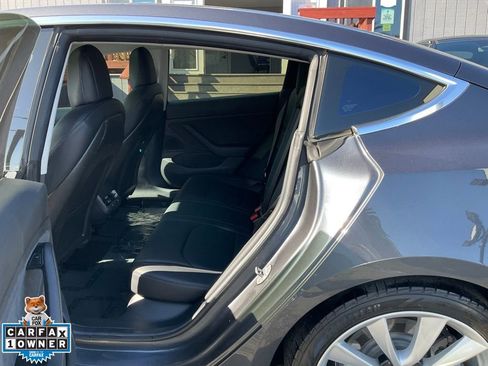 Used 2018 Tesla Model 3 Long Range image 24