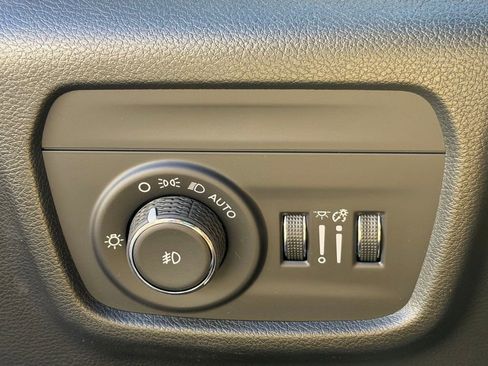 New 2025 Jeep Grand Cherokee L Summit image 24