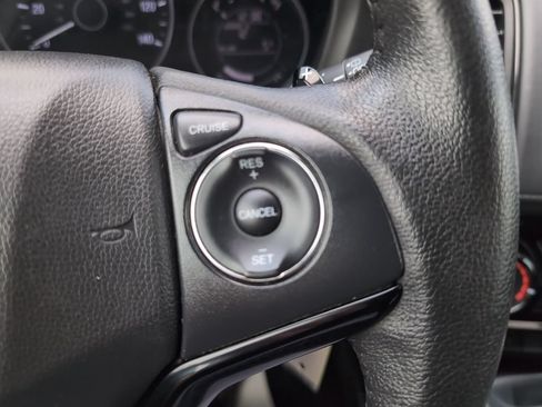 Used 2022 Honda HR-V Sport image 17