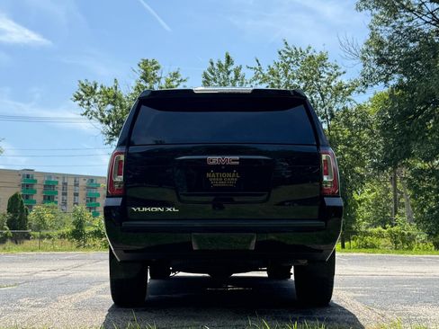 Used 2015 GMC Yukon XL SLE w/ Convenience Package AWD/4WD image 14