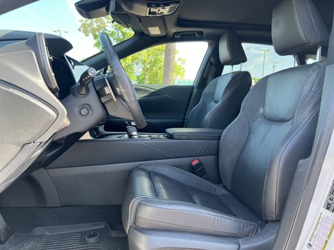 Used 2023 Lexus RX 350 w/ Accessory Package (Z1) image 16