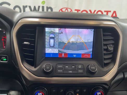 Used 2018 GMC Acadia Denali w/ Technology Package AWD/4WD image 25