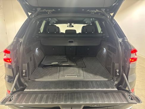 Used 2023 BMW X5 xDrive40i w/ Premium Package AWD/4WD image 29