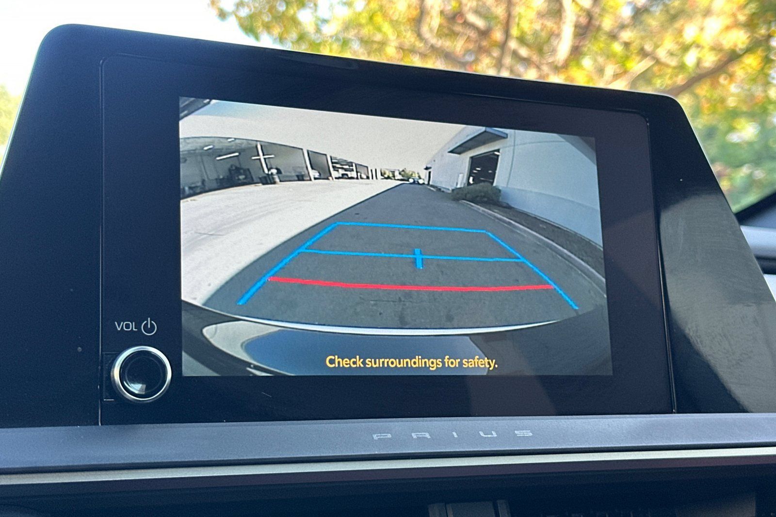 Certified 2026 Toyota Prius Plug-In Hybrid FWD image 28