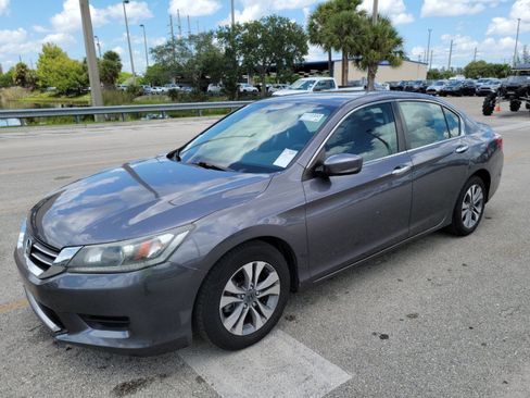 Used 2014 Honda Accord LX image 2