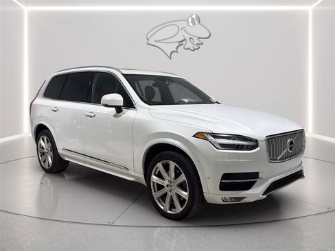 Used 2017 Volvo XC90 T6 Inscription w/ Vision Package AWD/4WD image 7