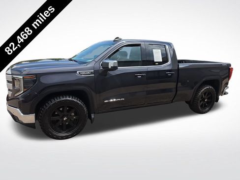 Used 2024 GMC Sierra 1500 SLE w/ Preferred Package AWD/4WD image 2