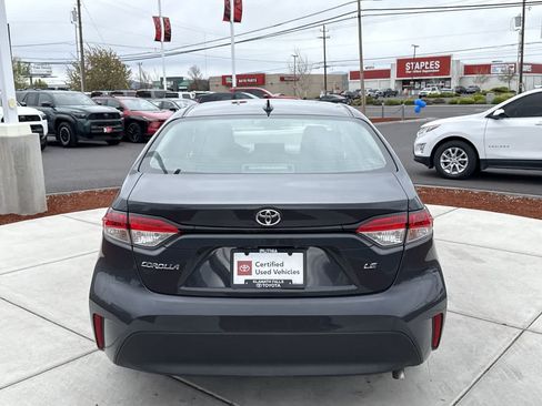 Used 2023 Toyota Corolla LE FWD image 4
