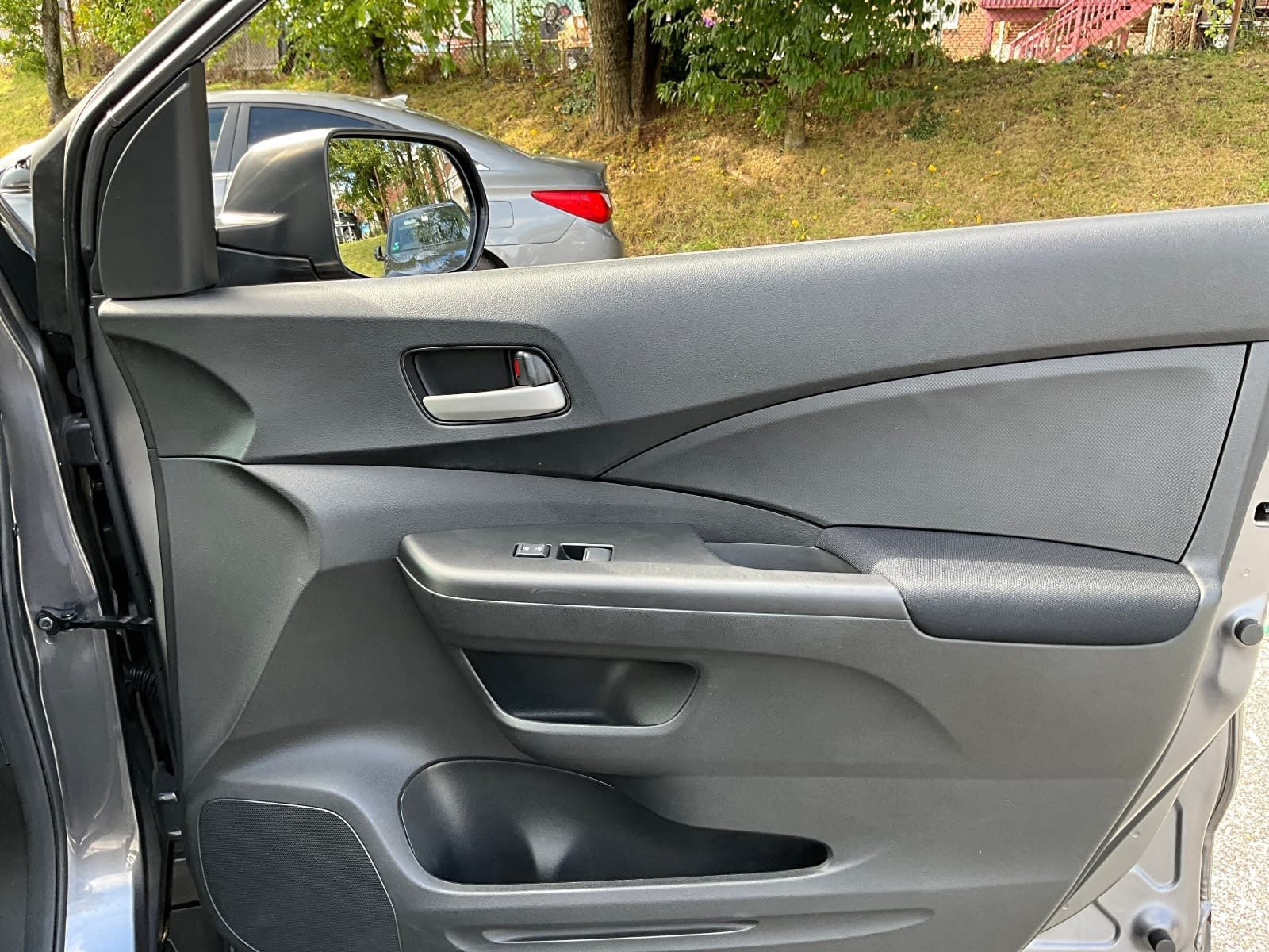 Used 2016 Honda CR-V LX image 24