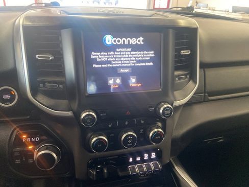 Used 2021 RAM 1500 Big Horn image 32