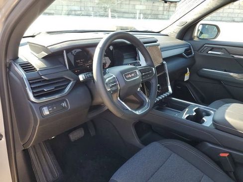 New 2026 GMC Acadia Elevation image 20