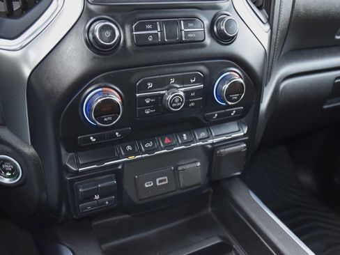 Used 2019 Chevrolet Silverado 1500 RST w/ All-Star Edition image 26