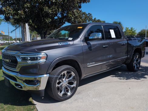 Used 2021 RAM 1500 Limited image 5