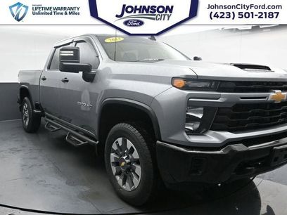 Used 2024 Chevrolet Silverado 2500 Custom w/ Custom Value Package
