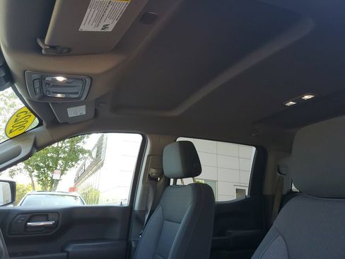 Used 2025 Chevrolet Silverado 1500 Custom Trail Boss AWD/4WD image 20