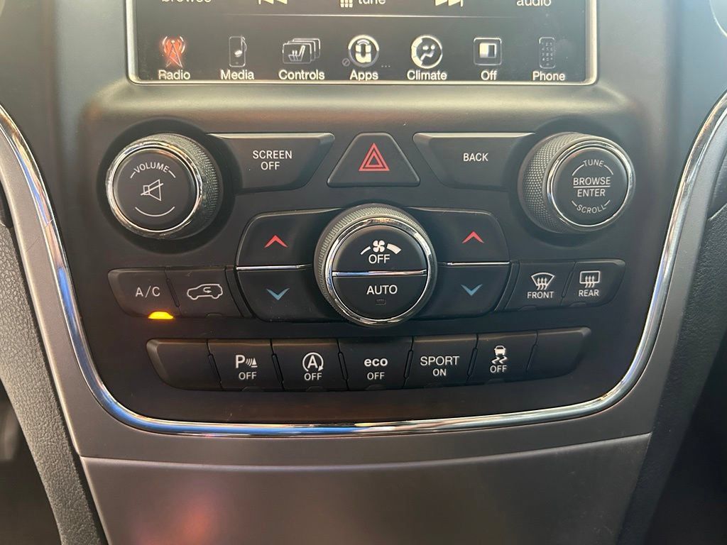 Used 2017 Jeep Grand Cherokee Altitude RWD image 47