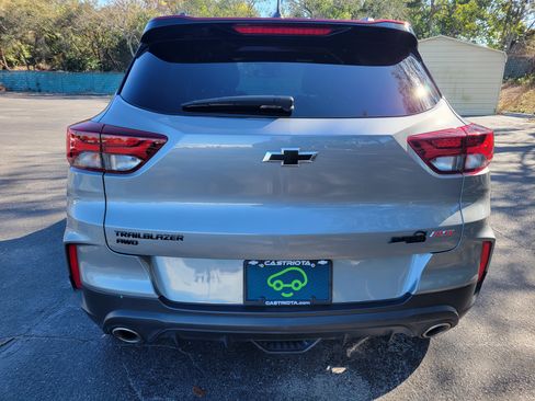 Certified 2023 Chevrolet TrailBlazer RS w/ Sun and Liftgate Package image 6