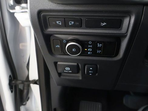 Used 2023 Ford F150 Lariat AWD/4WD image 34