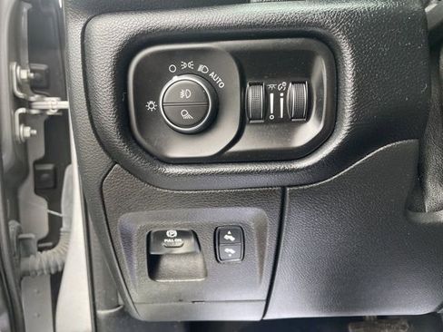 Used 2021 RAM 1500 Laramie AWD/4WD image 25