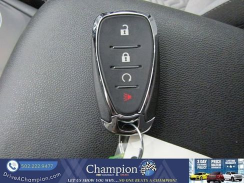 Used 2024 Chevrolet Equinox LS w/ LS Convenience Package image 6