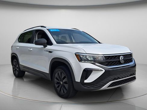 Certified 2023 Volkswagen Taos S FWD image 9