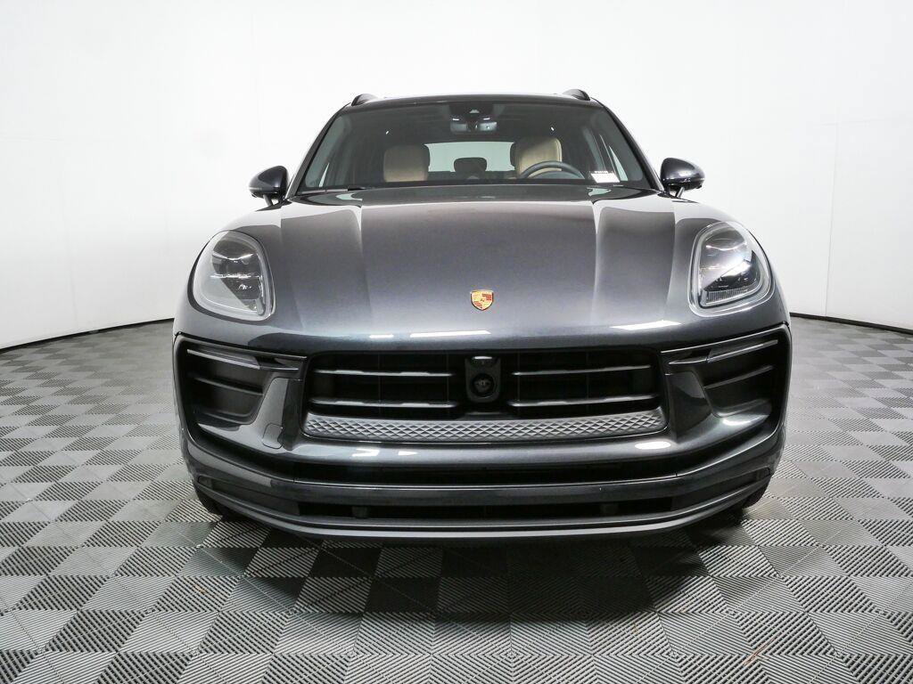 New 2026 Porsche Macan Turbo AWD/4WD image 37