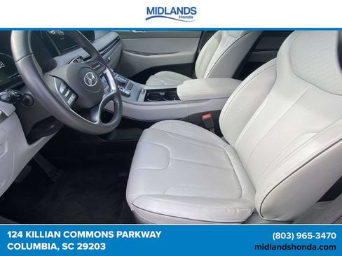Used 2025 Hyundai Palisade SEL FWD image 15