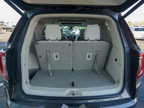 Used 2020 GMC Acadia Denali w/ LPO, Floor Liner Package AWD/4WD image 10