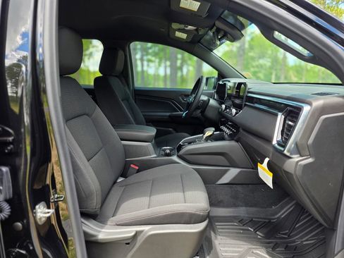 New 2026 GMC Canyon Elevation w/ Convenience Package RWD image 23